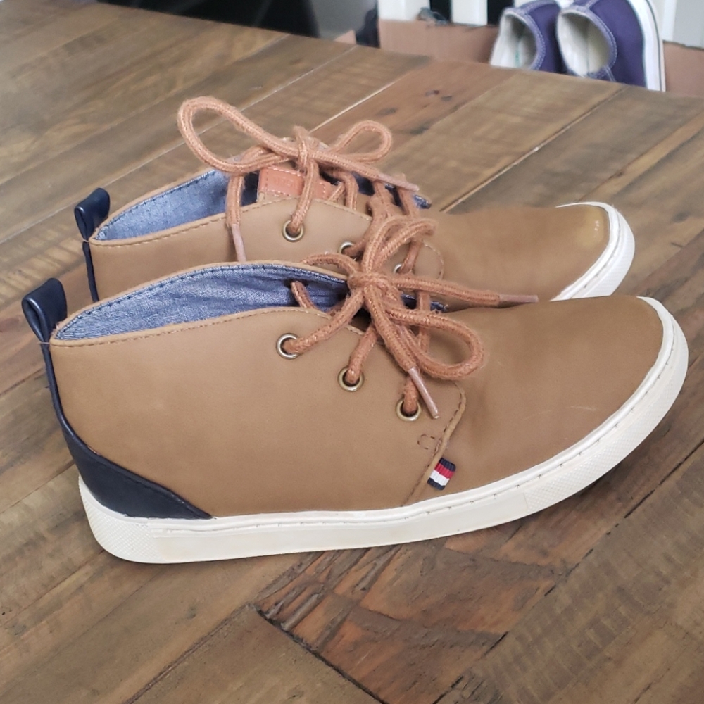 Tommy Hilfiger Boys Shoes